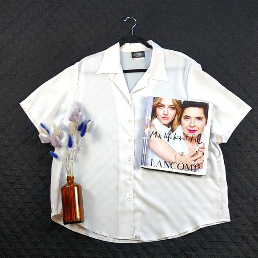 Pristine Crisp White Button Up Blouse